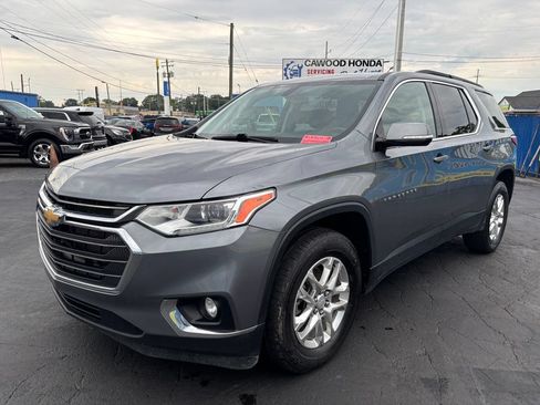 Used 2020 Chevrolet Traverse LT FWD image 7