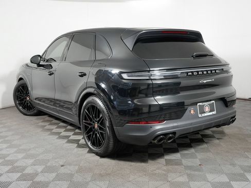 Certified 2026 Porsche Cayenne S w/ Premium Package Plus AWD/4WD image 3