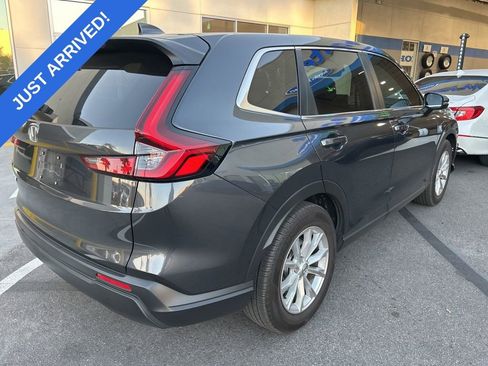 Used 2025 Honda CR-V EX image 3