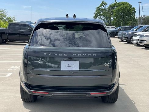 Used 2023 Land Rover Range Rover SE AWD/4WD image 4