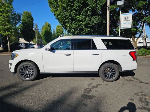 Used 2020 Ford Expedition Max Limited AWD/4WD image 4