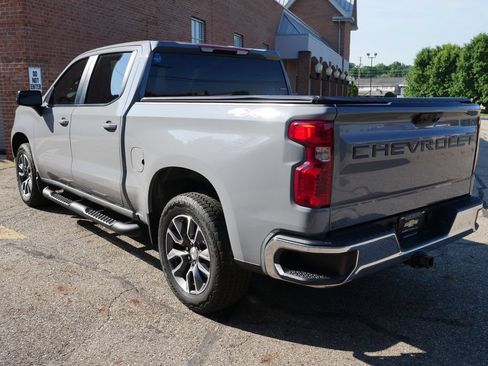 Used 2024 Chevrolet Silverado 1500 LT AWD/4WD image 6