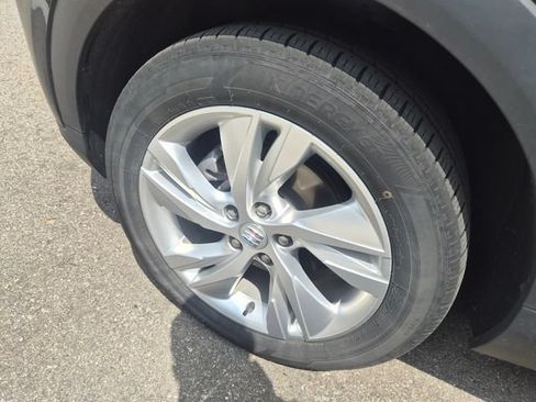 Used 2024 Buick Encore GX Preferred w/ Comfort Package FWD image 12
