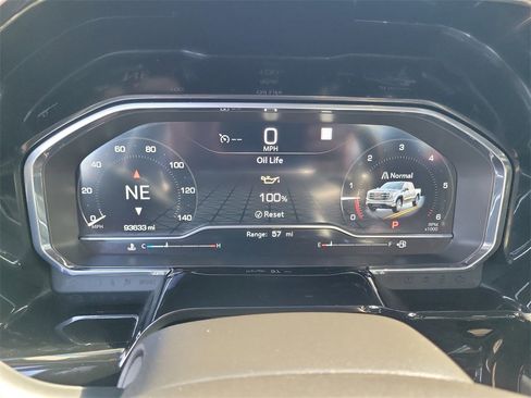 Used 2022 GMC Sierra 1500 SLT w/ SLT Convenience Package image 7