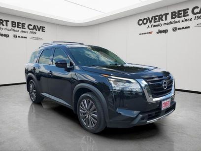 Used 2023 Nissan Pathfinder SL w/ SL Premium Package