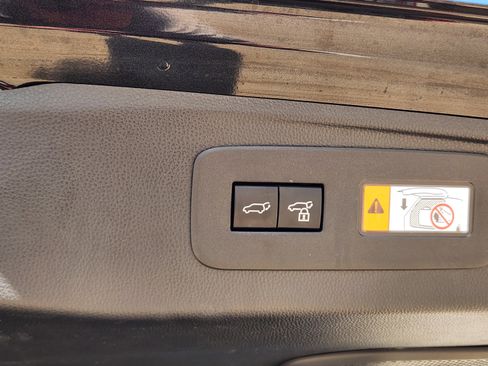 Used 2024 Lexus GX 550 w/ Cold Area Package AWD/4WD image 6