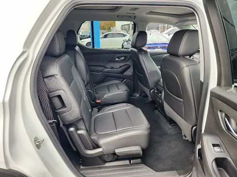 Used 2021 Chevrolet Traverse RS w/ LPO, Floor Liner Package image 14