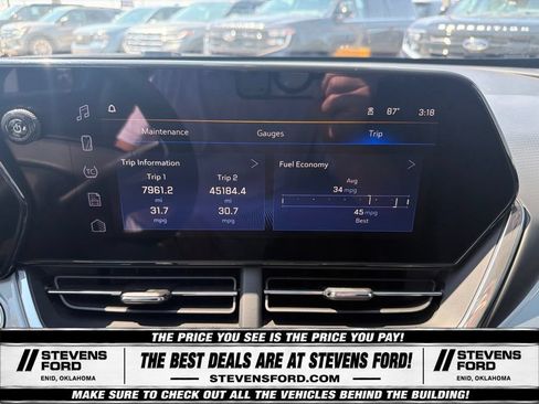 Used 2025 Chevrolet Trax LT FWD image 27
