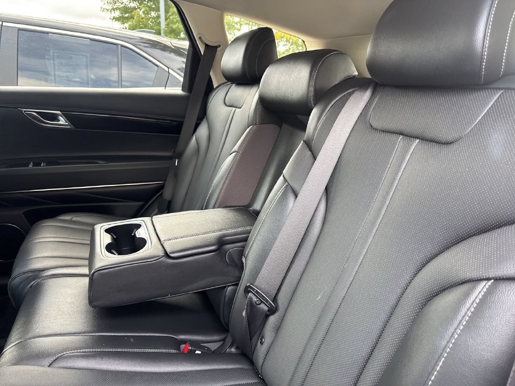 Used 2025 Genesis GV80 2.5T Standard AWD/4WD image 18