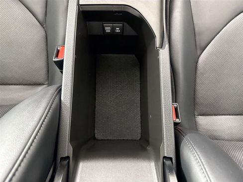 Certified 2023 Toyota Camry XLE FWD image 32