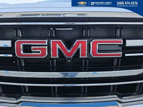 Used 2024 GMC Yukon XL SLT w/ SLT Luxury Package AWD/4WD image 38