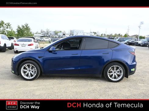 Used 2023 Tesla Model Y Long Range image 4