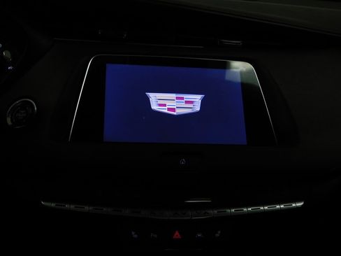 Used 2023 Cadillac XT4 Premium Luxury w/ Technology Package AWD/4WD image 39