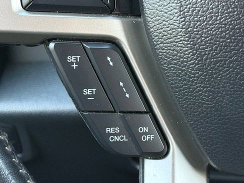 Certified 2022 Ford F250 Lariat w/ Lariat Ultimate Package image 14