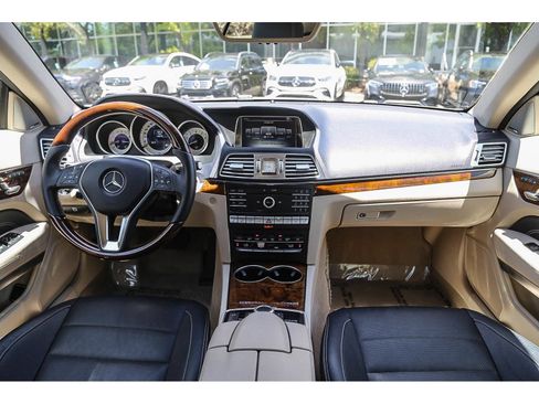 Used 2016 Mercedes-Benz E 400 Cabriolet image 16