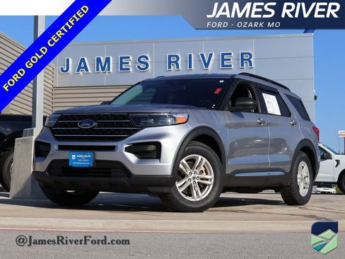 Certified 2022 Ford Explorer XLT image 1