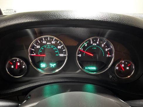 Used 2013 Jeep Wrangler Unlimited Sport AWD/4WD image 14