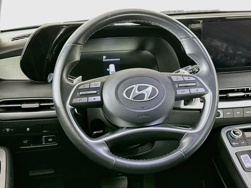 Used 2025 Hyundai Palisade SEL FWD image 18