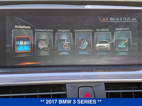 Used 2017 BMW 330e image 22