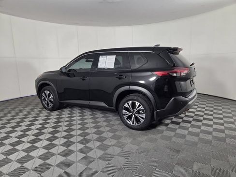 Used 2021 Nissan Rogue SV FWD image 6