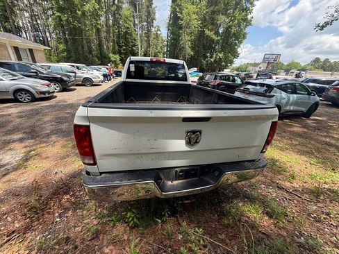 Used 2014 RAM 2500 Tradesman w/ Chrome Appearance Group RWD image 5