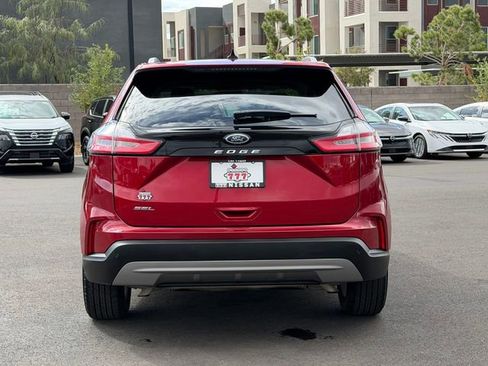 Used 2021 Ford Edge SEL w/ Convenience Package FWD image 5