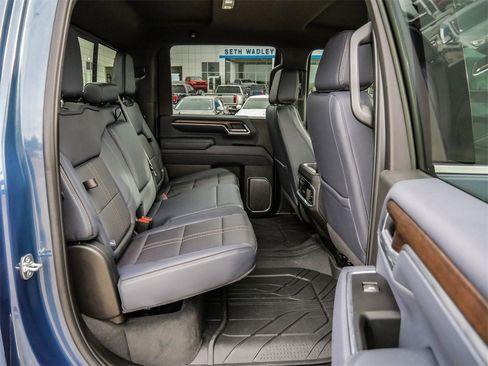 Used 2025 Chevrolet Silverado 2500 High Country w/ Technology Package image 24