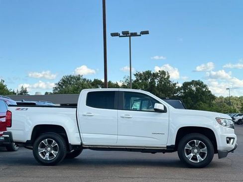 Used 2019 Chevrolet Colorado Z71 AWD/4WD image 35