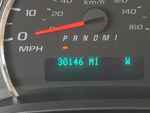 Used 2022 GMC Savana 3500 LS RWD image 16