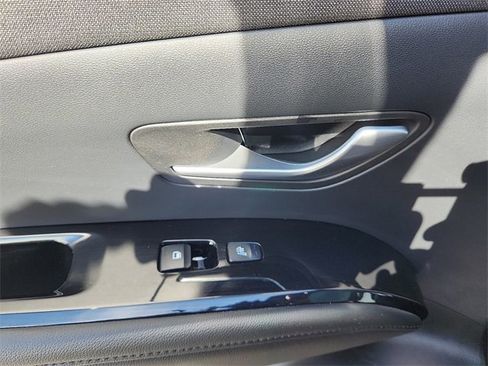 Certified 2022 Hyundai Tucson Limited image 27
