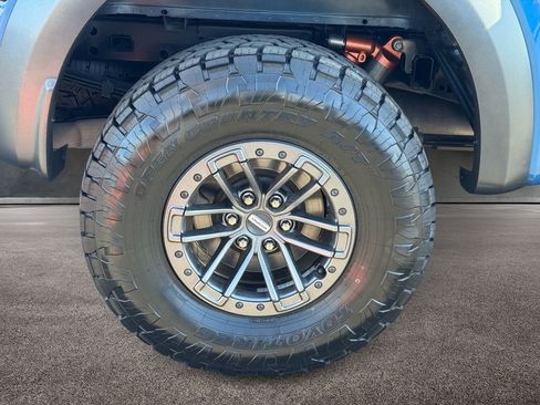 Used 2019 Ford F150 Raptor w/ Equipment Group 802A Luxury image 7