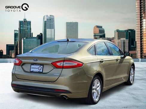 Used 2013 Ford Fusion SE image 6