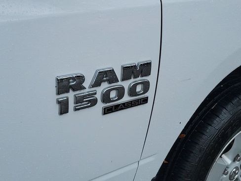 Used 2024 RAM 1500 Classic SLT image 7