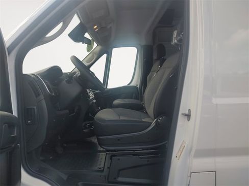 New 2025 RAM ProMaster 3500 w/ Quick Order Package 22G SLT image 9