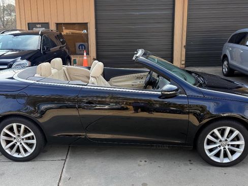 Used 2012 Volkswagen Eos Komfort image 13