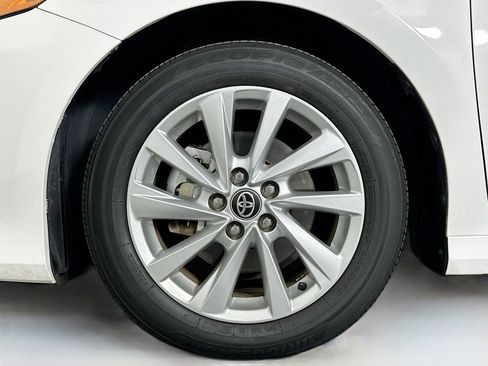 Used 2024 Toyota Camry LE image 11