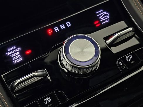 Used 2023 Jeep Grand Cherokee Summit image 34