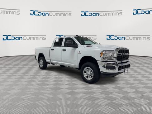 Used 2024 RAM 3500 Tradesman w/ Chrome Appearance Group AWD/4WD image 2