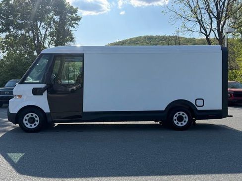 Used 2024 Chevrolet Brightdrop 600 w/ Commercial Equipment Package AWD/4WD image 10