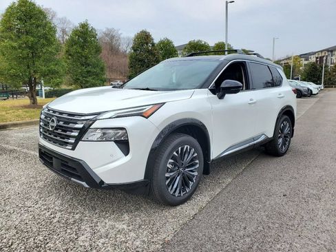 New 2026 Nissan Rogue Platinum w/ Platinum Premium Package AWD/4WD image 2