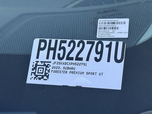 Used 2023 Subaru Forester Premium AWD/4WD image 32