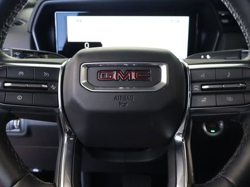Used 2025 GMC Terrain Elevation AWD/4WD image 23
