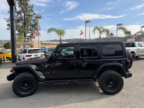 Used 2018 Jeep Wrangler Unlimited Rubicon w/ Steel Bumper Group image 6