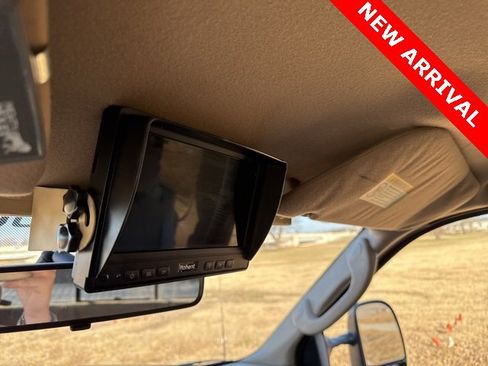 Used 2004 Ford F250 XL image 16