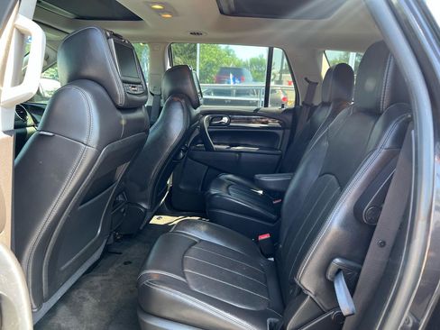 Used 2017 Buick Enclave Premium w/ Trailering Package AWD/4WD image 12