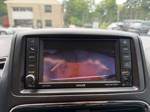 Used 2019 Dodge Grand Caravan SE FWD image 27