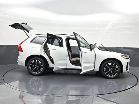 New 2026 Volvo XC60 T8 Plus w/ Protection Package Premier AWD/4WD image 30