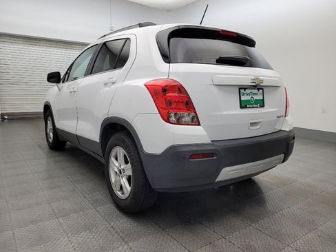 Used 2016 Chevrolet Trax LT w/ LT Convenience Package image 5