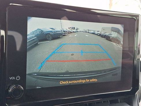 Used 2025 Toyota Corolla LE image 17