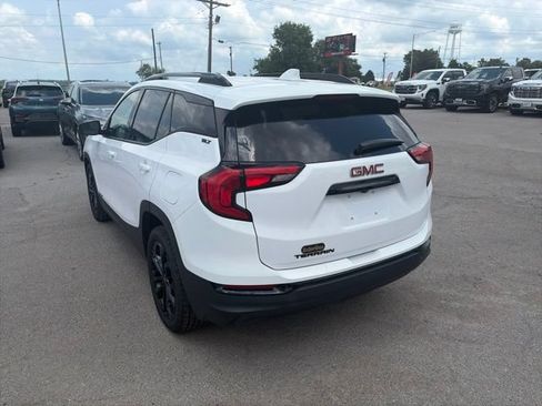 Used 2021 GMC Terrain SLT w/ Elevation Edition FWD image 4